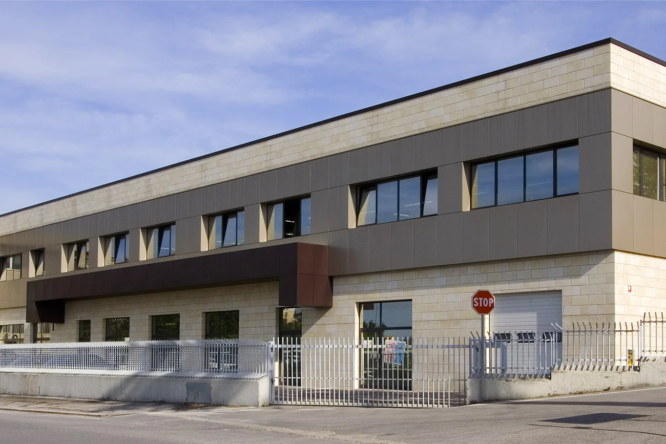 Calzaturificio Franceschetti srl - façade principale - entrée